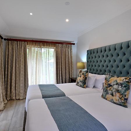 Black Eagle Hotel & Spa Roodepoort Exterior foto