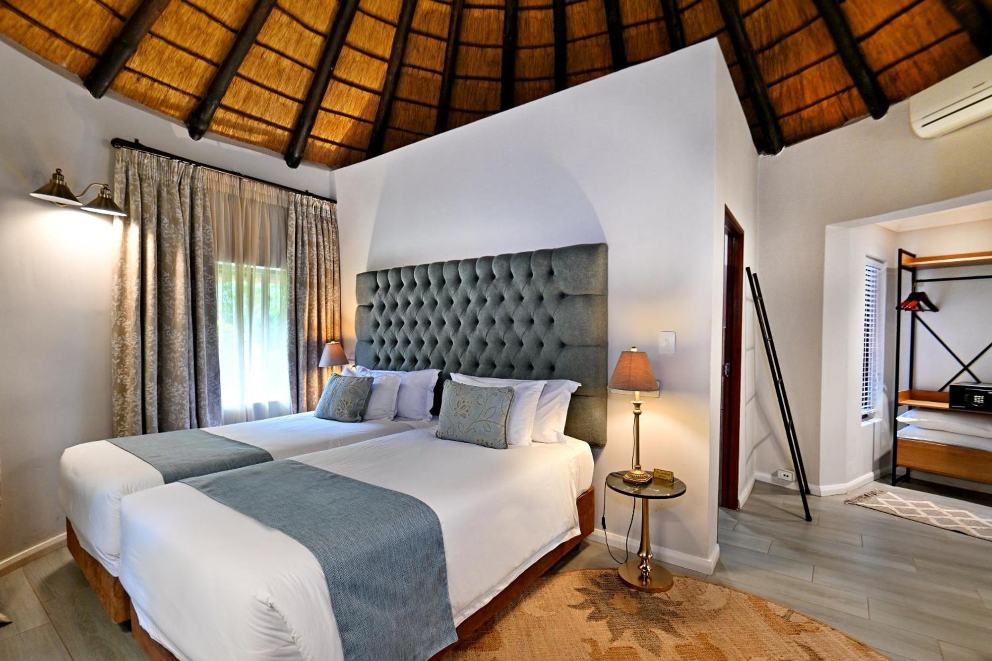 Black Eagle Hotel & Spa Roodepoort Quarto foto