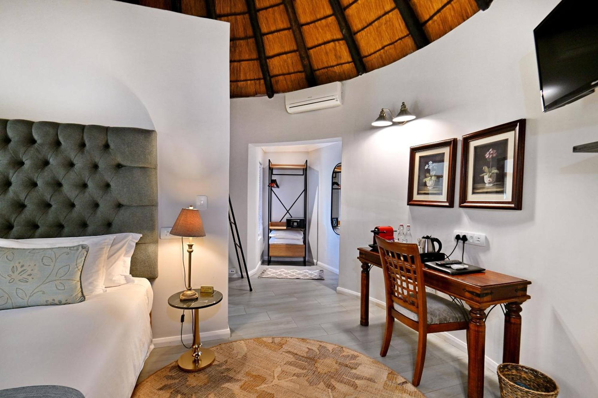 Black Eagle Hotel & Spa Roodepoort Quarto foto